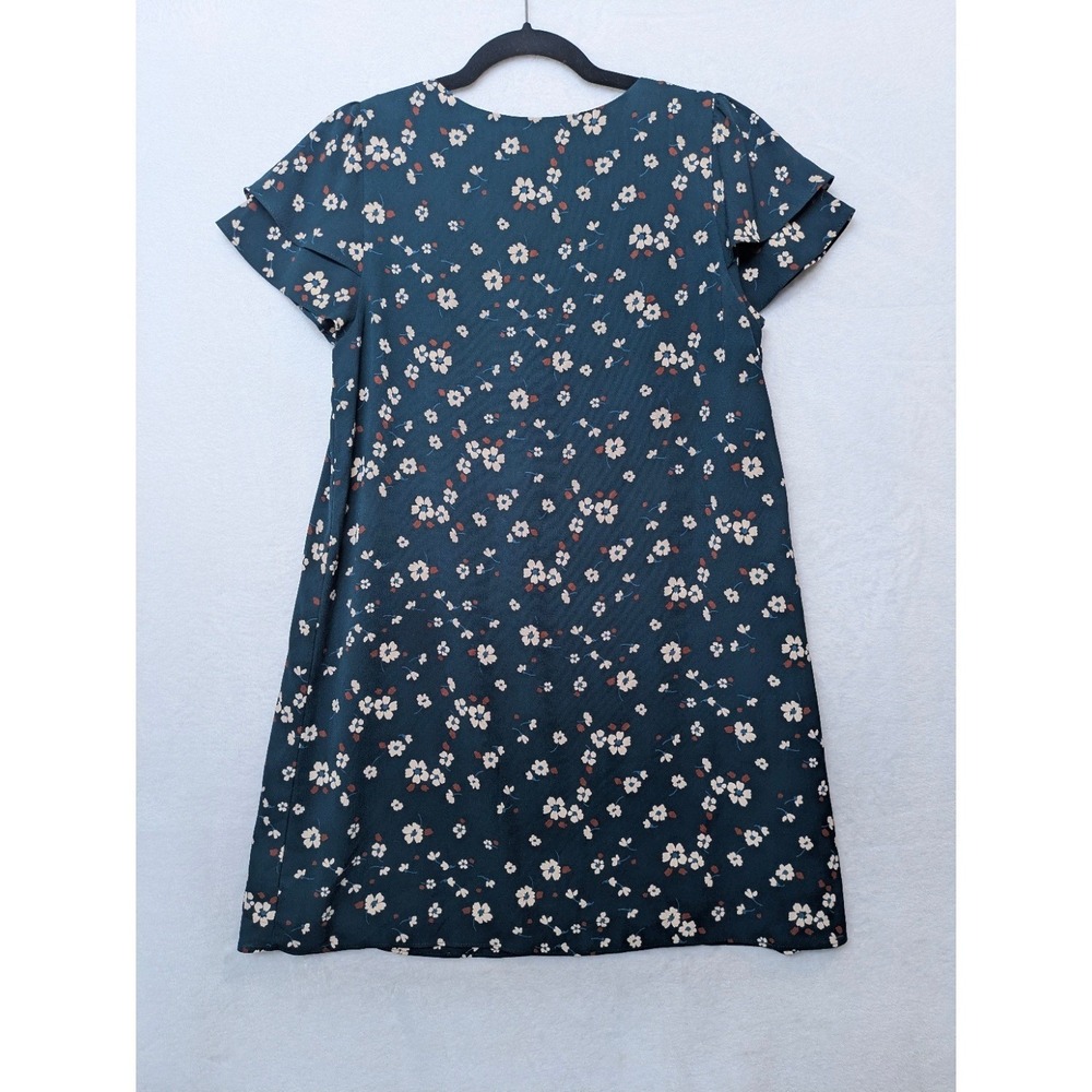 Everly Women's Medium Floral Flutter Sleeve Shift Dress Blue Cream - Picture 8 of 9